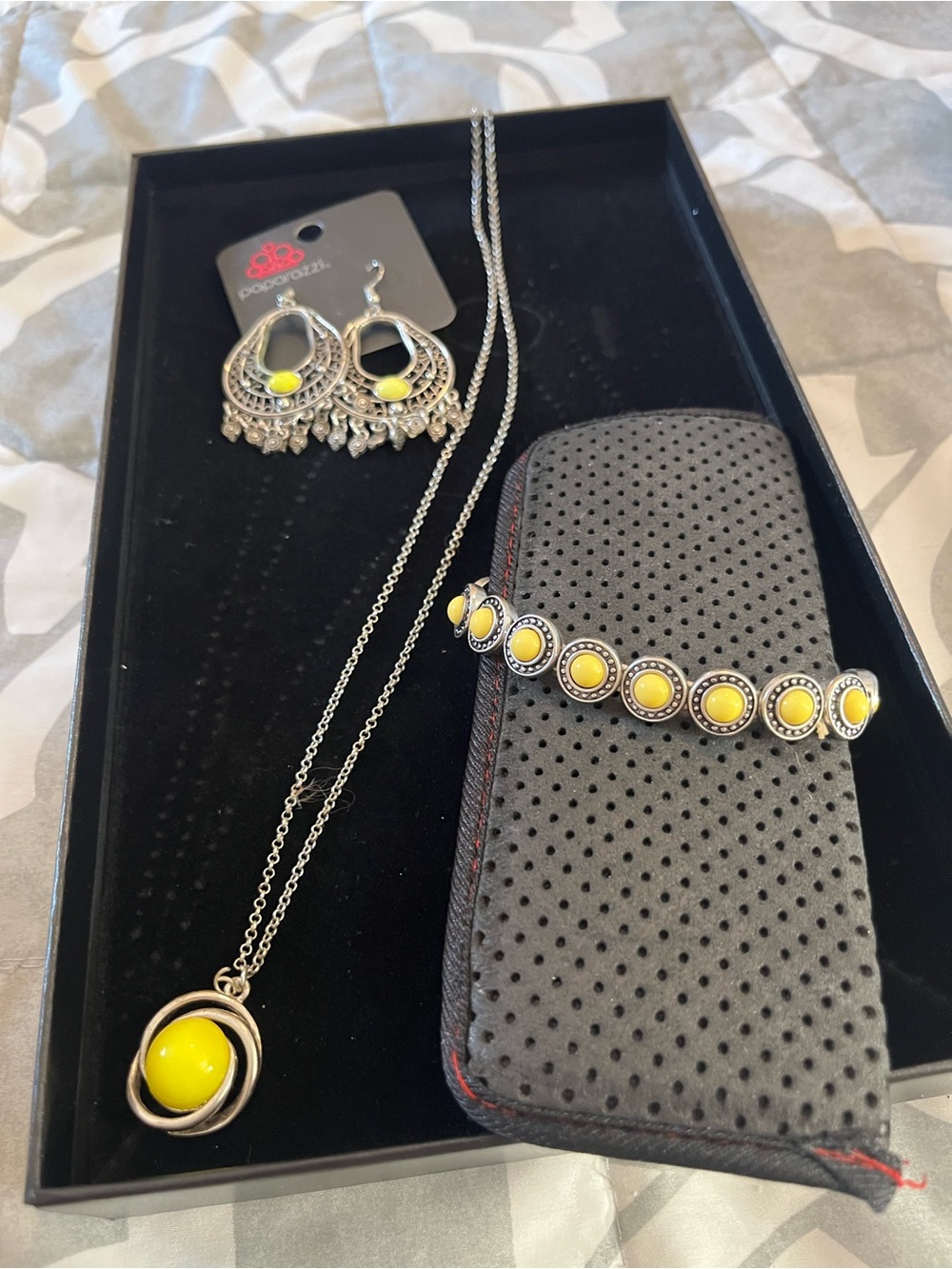 paparazzi Yellow and Silver Trio — Necklace, Bracelet & Earrings